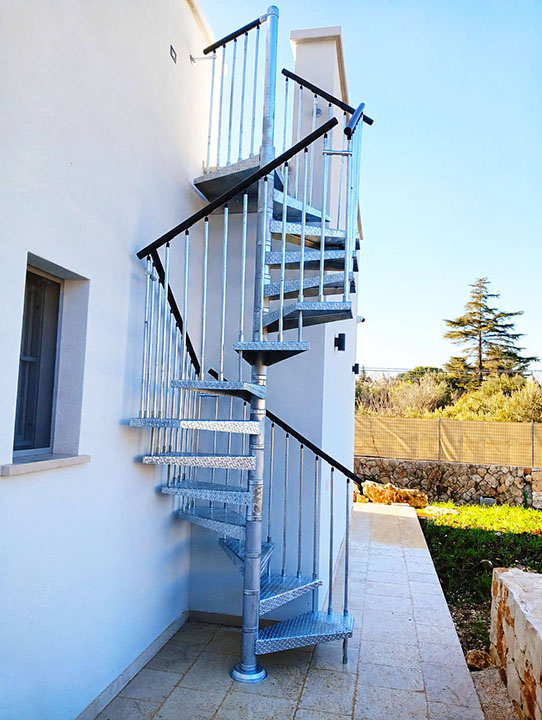 scala esterna in ferro su misura